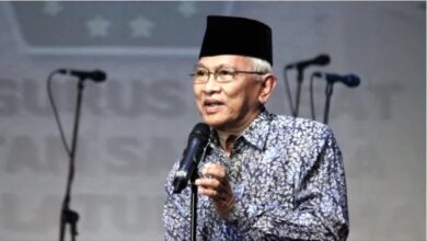 Sikapi Kabar PBNU Berat Sebelah, Gus Mus: Urusan NU Memenangkan Indonesia, Bukan Capres