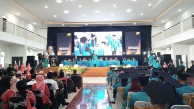 Universitas dr. Soebandi Jember Gelar Wisuda, Rektor Minta Wisudawan Tak Risau Terkait Pekerjaan