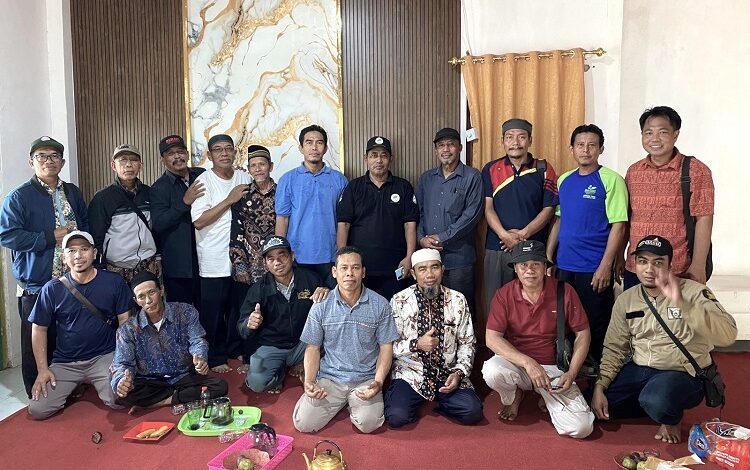 Ingin Budi Daya Cabe Jamu, Muhammadiyah Cabang Brondong Lamongan Studi Tiru ke Ambulu Jember