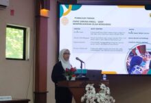 Resmi Bergelar Doktor, Dekan FISIP UIJ, Chilmy Soroti Pentingnya Governansi Kolaboratif untuk Perempuan Rentan